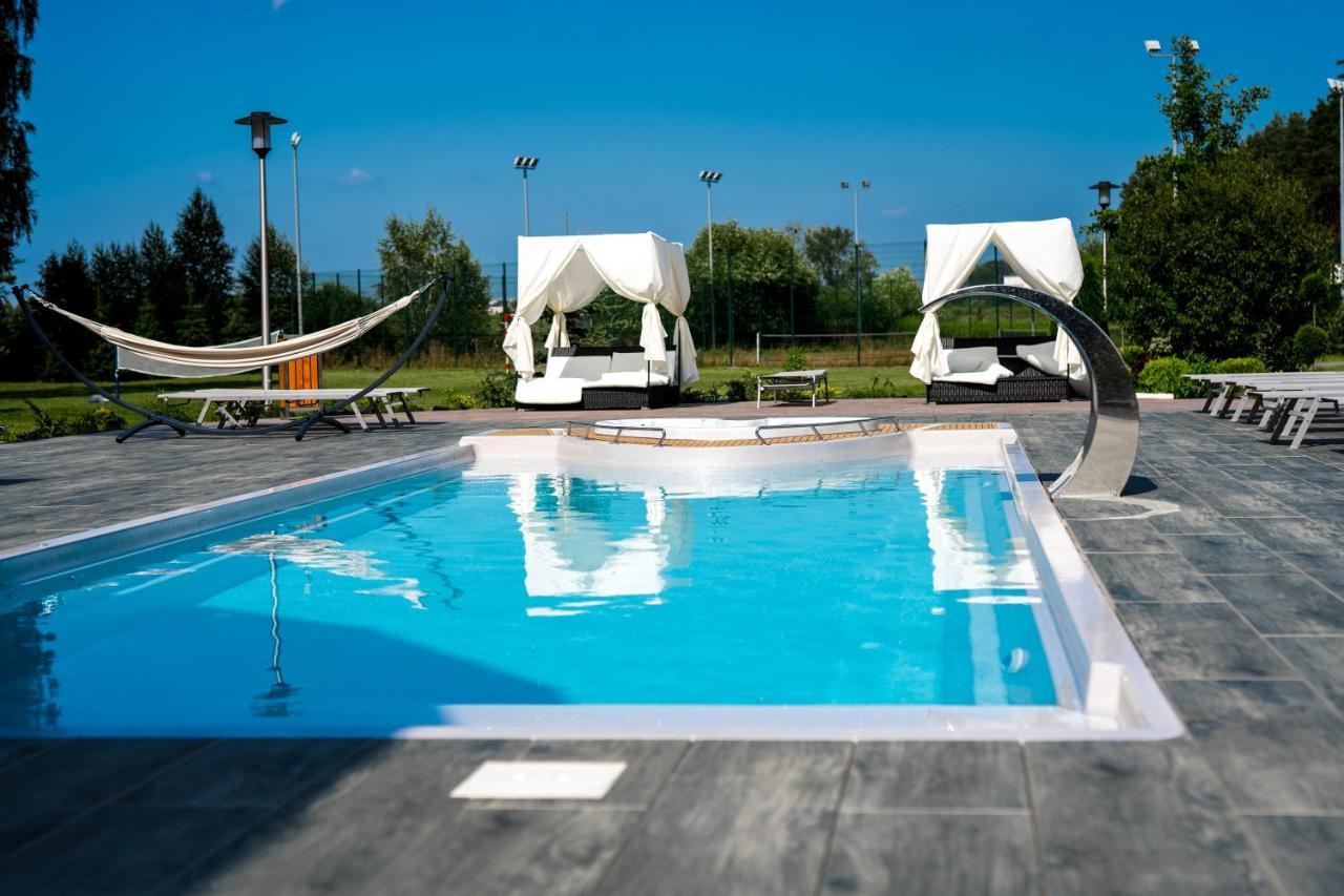 Rezydencja Sosnowa Luxury Hotel Янов Любелски Екстериор снимка
