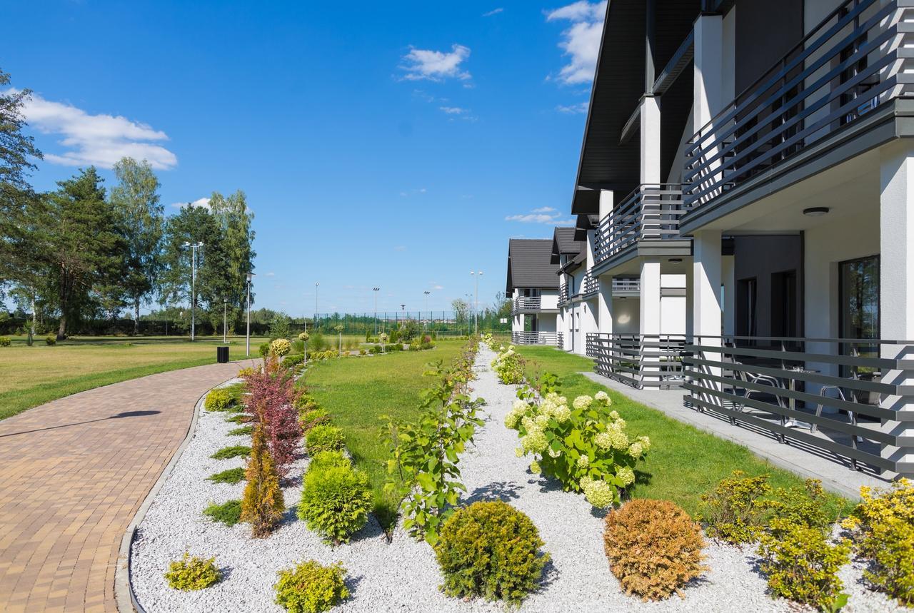Rezydencja Sosnowa Luxury Hotel Янов Любелски Екстериор снимка