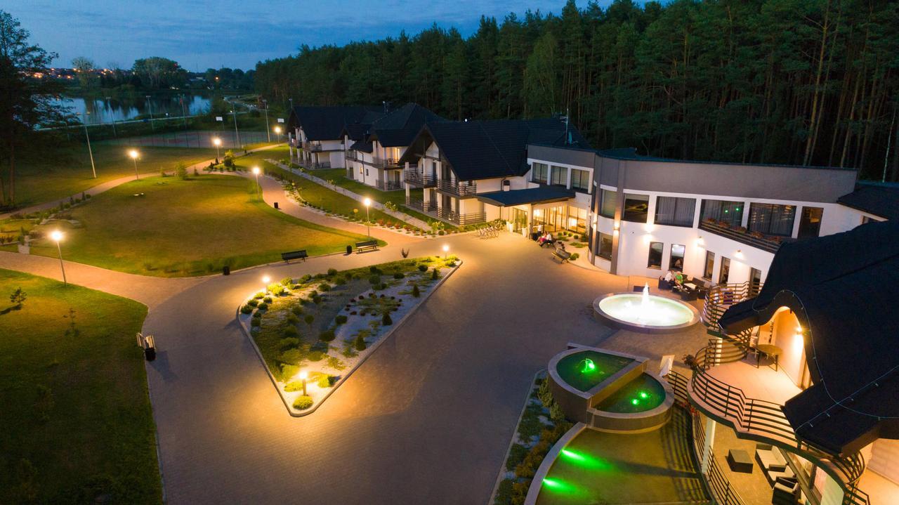 Rezydencja Sosnowa Luxury Hotel Янов Любелски Екстериор снимка